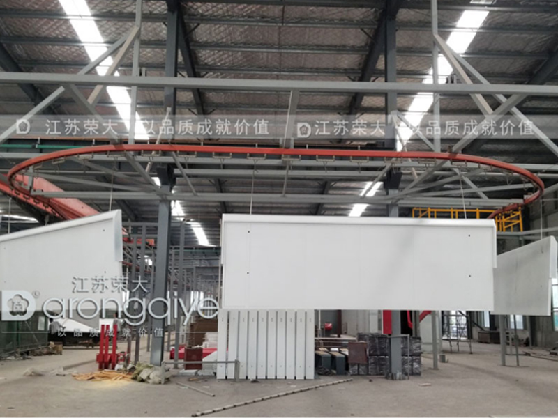 公交候車亭廠家噴塑流水線原來長(zhǎng)這樣配圖三