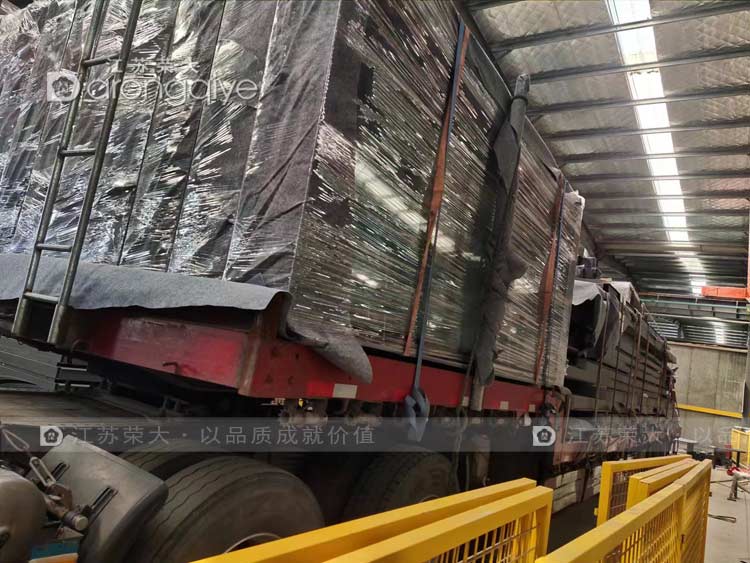 山東公交候車(chē)亭第八批次發(fā)貨