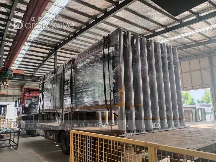 湖南智能公交站臺(tái)發(fā)貨案例