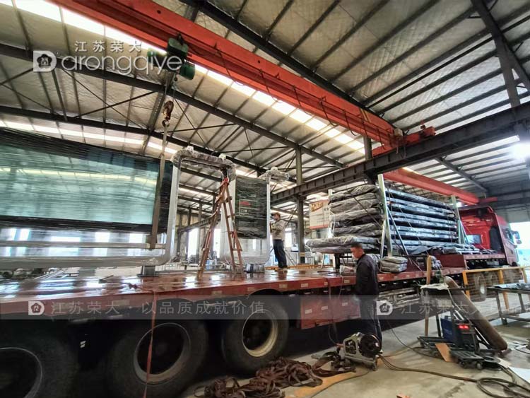 第二批山東公交候車亭發(fā)往項目地配圖一 第二批山東公交候車亭發(fā)往項目地配圖一